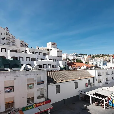 Casas Barulho Penthouse Old Town אלבופיירה