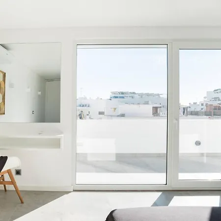 Casas Barulho Penthouse Old Town דירה אלבופיירה