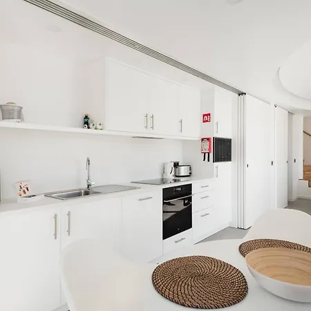 Casas Barulho Penthouse Old Town אלבופיירה
